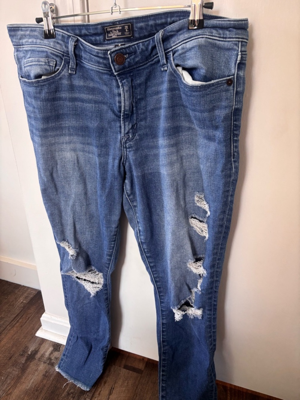 Abercrombie & Fitch Medium Blue Harper Low-Rise Ankle Jeans Size 6